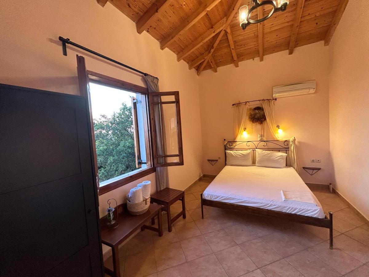 Porto Katsiki Guest Houses Athánion 外观 照片